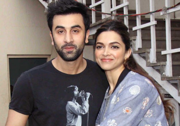 Ahem! So, this is how Ranbir Kapoor got Deepika Padukone's number