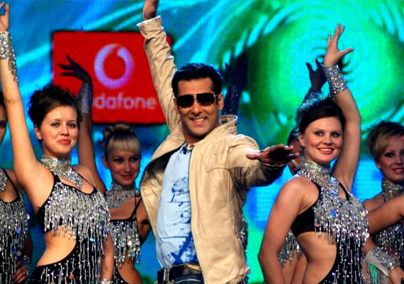 Salman Khans Hit Dance Moves See Pics Bollywood News India Tv