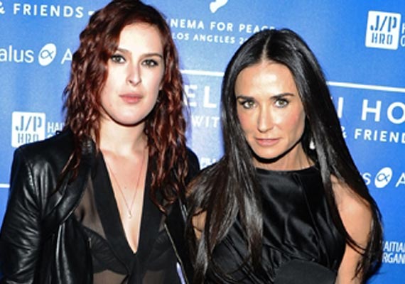 Demi Moore reunites with daughters | Hollywood News – India TV