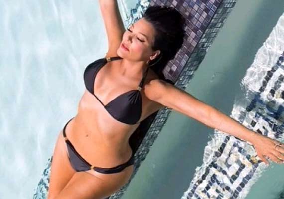 Kris Jenner Flaunts Body In Bikini Hollywood News – India Tv