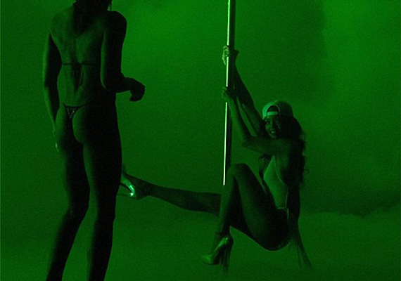 Pole dancing video lessons