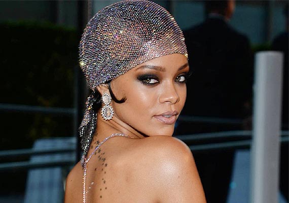 rihanna-trademarks-her-last-name-for-fashion-line-lifestyle-news-india-tv