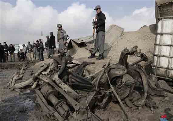 car bomb hits near nato gate at kabul airport