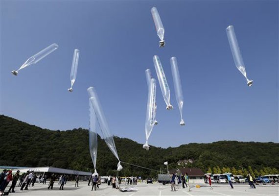 south korean activists vow to continue leafleting