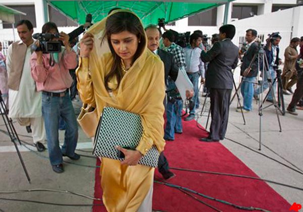india pak should build trust to resolve disputes says hina