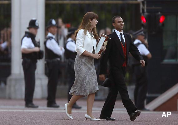 kolkata man announced prince george s birth