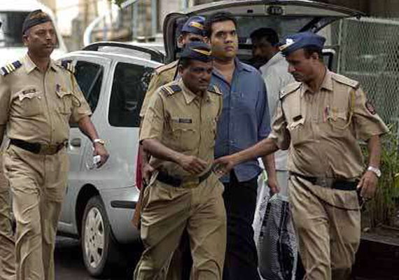 Alistair Pereira Surrenders Before Mumbai Court India News India Tv News world news business environment health social justice. alistair pereira surrenders before