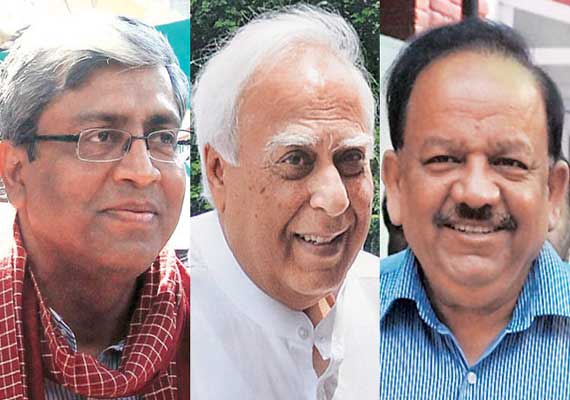 battle of wits between harsh vardhan and kapil sibal in