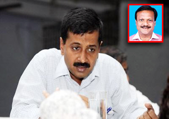 congress mp serves privilege notice against kejriwal