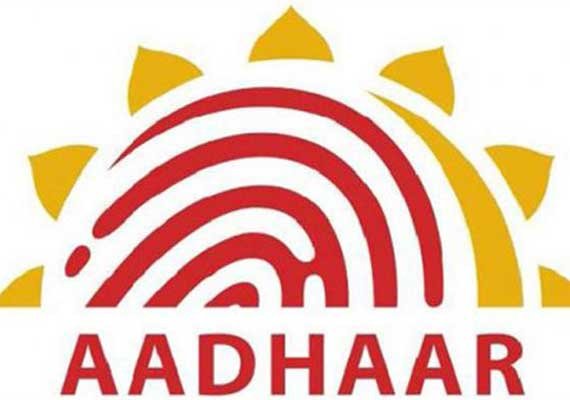 centre to link mobile sim with aadhaar