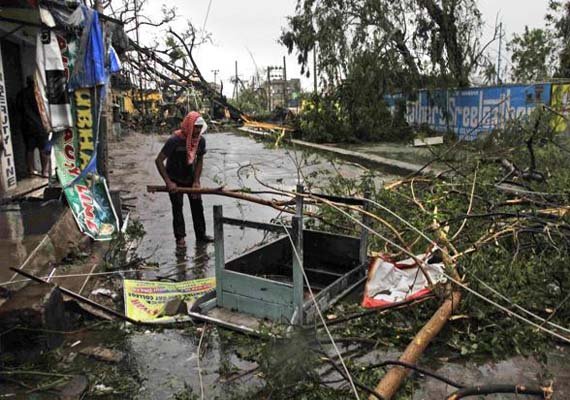 majority of phailin hit farmers yet to get assistance in