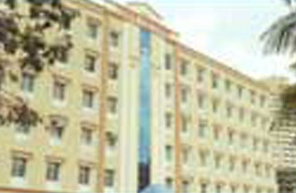 Essay of life in mumbai image