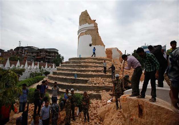nepaldevastated 180 bodies retrieved from debris of nepal s