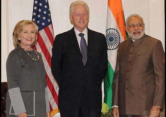 hillary clinton praises modi s focus on sanitation