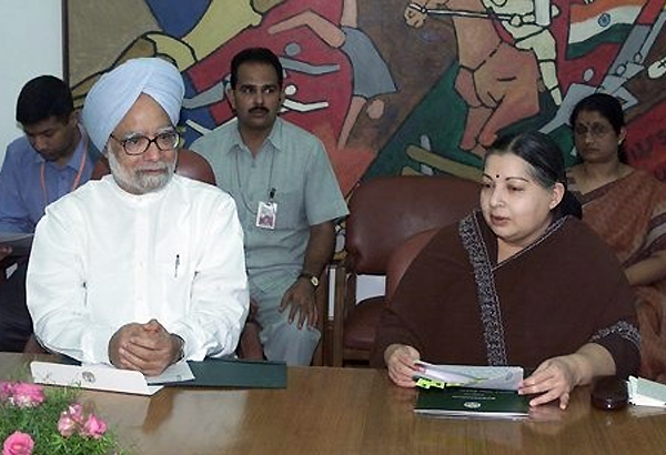 jayalalithaa asks pm to direct karnataka to release water