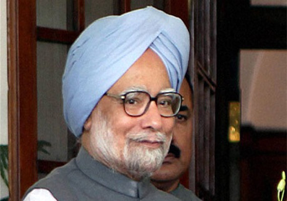 Manmohan Singh Leaves For Germany With Five Cabinet Ministers On