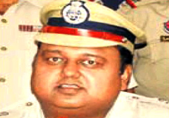 Punjab Igp Suspended For Using 31 Cops As Servants India News India Tv