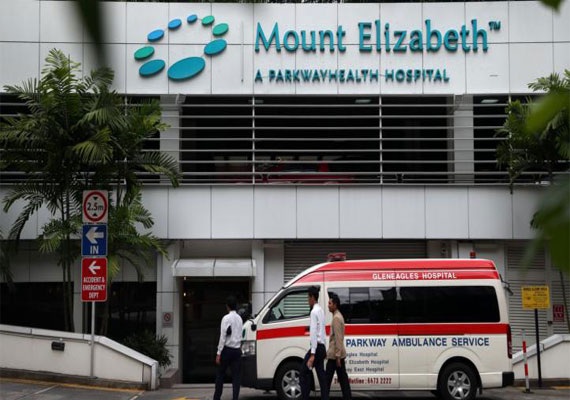 Singapore S Mount Elizabeth Hospital Had Treated Rajinikant Amar Singh Too India News India Tv