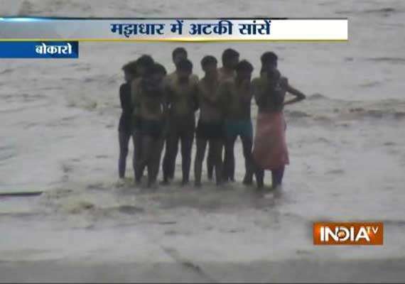 tragedy averted 10 students trapped after release of water