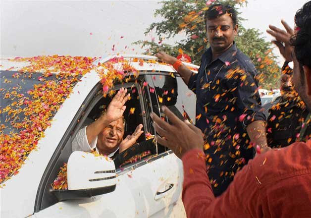 saifai wears festive look to celebrate mulayam singh yadav