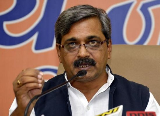 bjp welcomes sc observation congress for fresh polls in