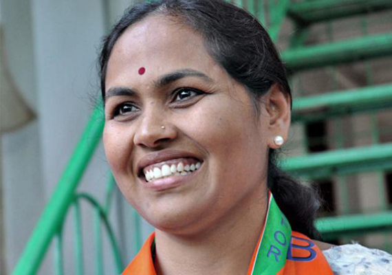only platitudes not many tickets for women in karnataka