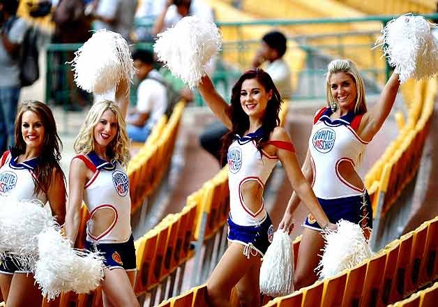 cheergirls in ipl 5