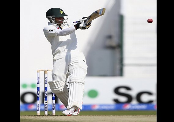 2nd test pakistan vs australia scoreboard at stumps day 1
