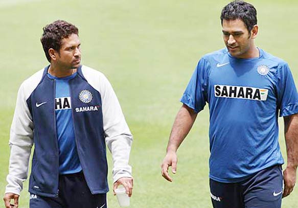 Sachin, Dhoni Arrive For WC Match Against England | Cricket News – India TV