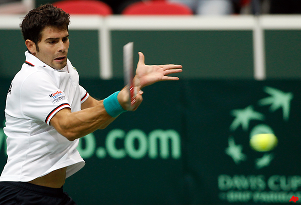 czechs beat italy 4 1 in davis cup
