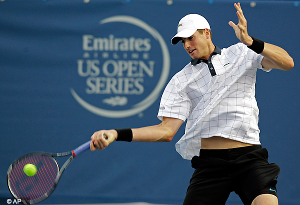 isner wins second straight winston salem title