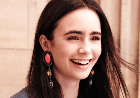 Lily Collins, most dangerous cyber celebrity | Hollywood News – India TV