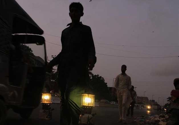 power crisis in pakistan essay