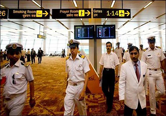 Customs crackdown on gold: Declare all jewellery at IGI | India News –  India TV