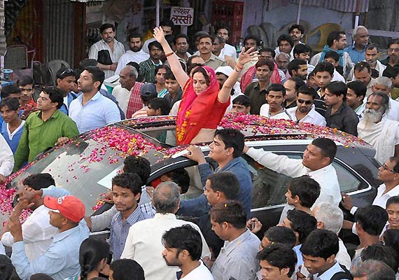 Hema Malini Concealed Her Educational Qualification Conversion To 