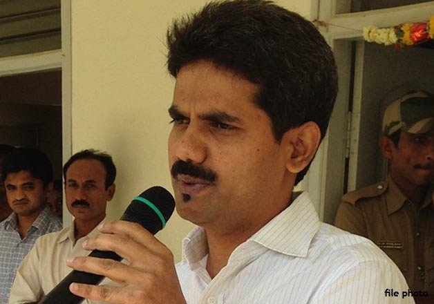 IAS officer DK Ravi's death: State govt says no to CBI probe ...
