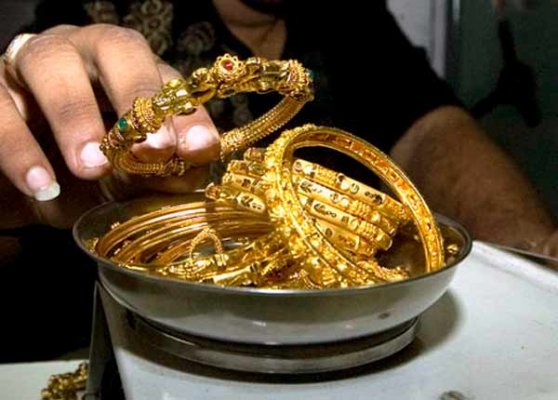 Three Kerala loan companies hold more gold than Sweden, Oz | India News ...