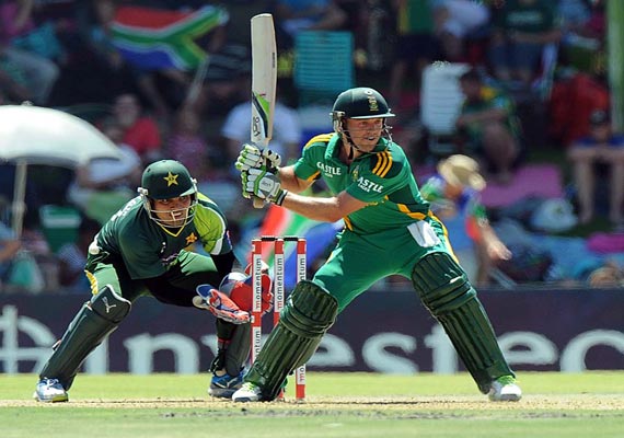 South Africa seals the series 4-1 against Pakistan | Hollywood News ...