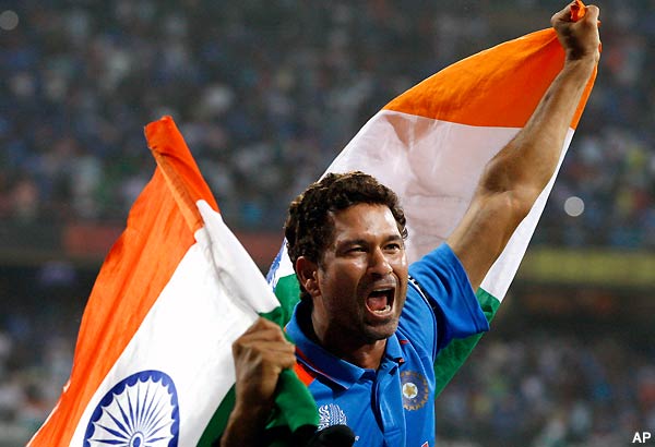 With Tears In Eyes, Sachin Does The Lap Of Honour | Cricket News – India TV