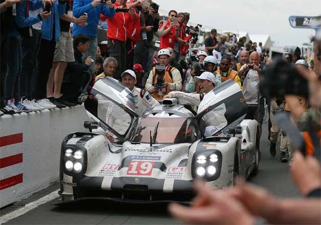 controller Outstanding Pensioner Porsche wins the 24 Hours Le Mans race for record 17th time |IndiaTV News |  Other News – India TV
