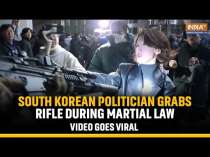 South Korea Martial Law: Opposition Party Leader Ahn Gwi-ryeong's Act of Grabbing Rifle Goes Viral