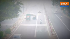 Delhi Pollution: Delhi again turns into a gas chamber | AQI dips to 424 | Pollution | India TV News
