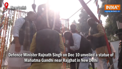 Defence Minister Rajnath Singh unveils Mahatma Gandhi&rsquo;s statue near Rajghat