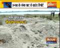 dead bodies found buried on banks of Ganga in unnao