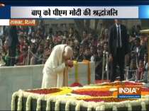 PM Modi and other top leaders pay tribute to Mahatma Gandhi at Rajghat