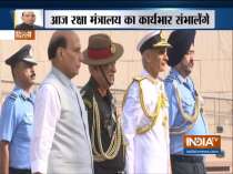 Defence Minister Rajnath Singh pays tribute at the National War Memorial