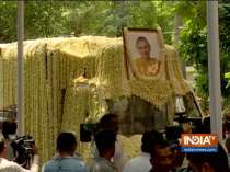 Mortal remains of former Delhi CM Sheila Dikshit taken from her residence to Congress Headquarters