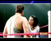 Why is Zaroon fighting it out hard in the fighting ring in Sufiana Pyaar Mera