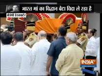 Mortal remains of Former Union Minister Arun Jaitley reaches BJP headquarters