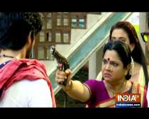 Gathbandhan: Raghu’s mother gets very angry with him over Dhanak